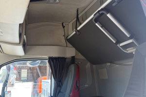sattelzugmaschine_-_fh_460_4x2__-_volvo_293363.jpg