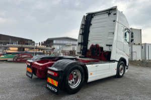 sattelzugmaschine_-_fh_540_4x2_i-shift_dualclutch__-_volvo_223135.jpg