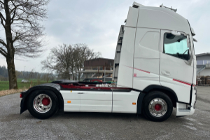 sattelzugmaschine_-_fh_540_4x2_i-shift_dualclutch__-_volvo_268023.jpg