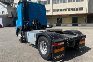 sattelzugmaschine_-_fm__370__4x2_t_-_volvo_285005.jpg