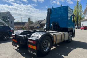 sattelzugmaschine_-_fm__370__4x2_t_-_volvo_285006.jpg