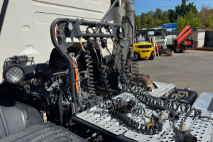 sattelzugmaschine_-_g490_6x4__-_scania_300054.jpg