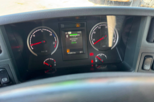 sattelzugmaschine_-_g490_6x4__-_scania_300060.jpg