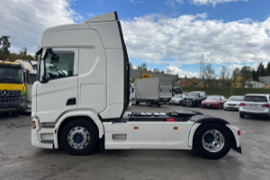 sattelzugmaschine_-_r410_4x2_-_scania_305649.jpg