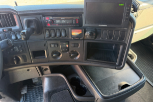 sattelzugmaschine_-_r420_4x2__-_scania_304250.jpg