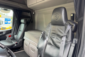 sattelzugmaschine_-_r450_4x2_-_scania_301892.jpg