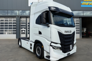 sattelzugmaschine_-_s-way_490_4x2_-_iveco_296237.jpg