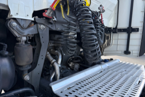sattelzugmaschine_-_s-way_490_4x2_-_iveco_296244.jpg