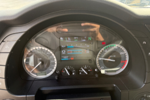 sattelzugmaschine_-_s-way_490_4x2_-_iveco_296248.jpg