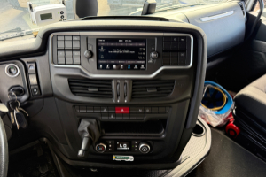 sattelzugmaschine_-_s-way_490_4x2_-_iveco_296250.jpg