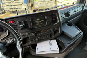 sattelzugmaschine_-_s450_4x2__-_scania_297877.jpg