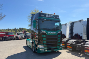 sattelzugmaschine_-_s650_v8_4x2_retarder_2xtanks__-_scania_285366.jpg