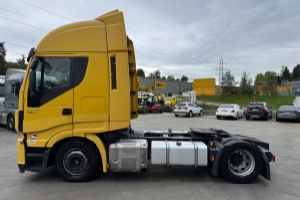 sattelzugmaschine_-_stralis_460_4x2_-_iveco_254939.jpg
