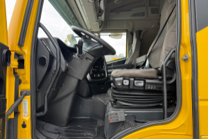 sattelzugmaschine_-_stralis_460_4x2_-_iveco_254940.jpg