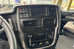 sattelzugmaschine_-_stralis_460_4x2_-_iveco_254941.jpg