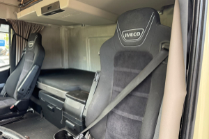 sattelzugmaschine_-_stralis_480_4x2_kompressor_ghh_-_iveco_304307.jpg