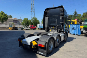 sattelzugmaschine_-_stralis_500_6x2__-_iveco_295146.jpg