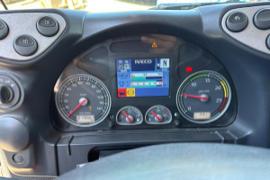 sattelzugmaschine_-_stralis_500_6x2__-_iveco_295155.jpg