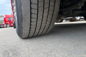 sattelzugmaschine_-_t480_4x2__-_renault_294461.jpg