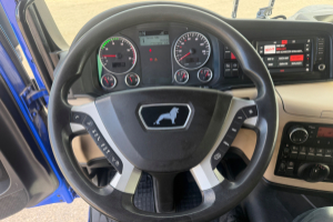 sattelzugmaschine_-_tgs_18_500_4x4_hd_2kreishydraulik_-_man_308940.jpg