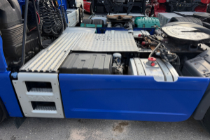 sattelzugmaschine_-_tgs_18_500_4x4_hd_2kreishydraulik_-_man_308949.jpg