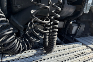 sattelzugmaschine_-_tgx_18_500_4x2__engine_defect__-_man_258016.jpg