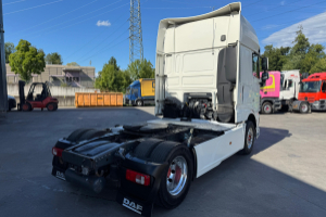 sattelzugmaschine_-_xf460_4x2__-_daf_248883.jpg