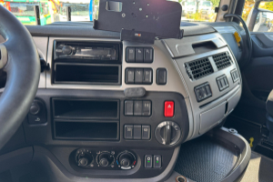 sattelzugmaschine_-_xf460_4x2__-_daf_248894.jpg