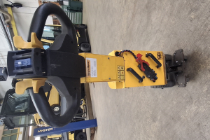 sm100-terminal-tractors-master-mover_219804.jpg