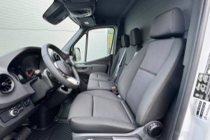 sprinter-317-cdi-pro-aufbau-mit-hebebuehne-4325-lang-delivery-van-mercedes_304178.jpg