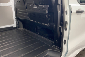 transit-custom-van-300-l1-20-ecoblue-136-ps-trend-panel-van-ford_175698.jpg