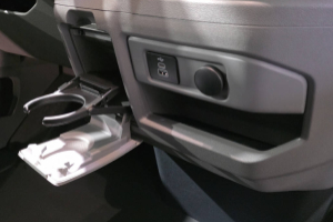 transit-custom-van-320-l1-25-duratec-233-ps-trend-phev-panel-van-ford_274711.jpg