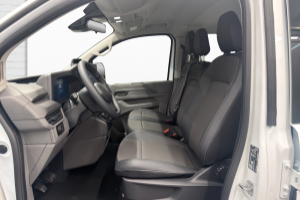 transporter-dkab-ch-3500-20-tdi-150-cab-chassis-vw_300805.jpg
