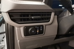 transporter-kaw-3500-e-motor-panel-van-vw_292332.jpg