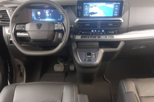 traveller-standard-20-bluehdi-180-business-vip-ss-bus-station-wagon-peugeot_299297.jpg